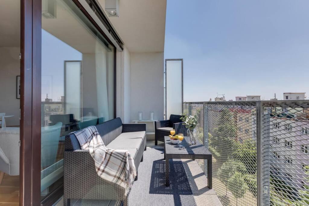 Jt'S Apartments Korunni Str. Prague Extérieur photo